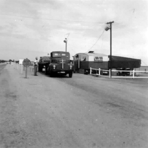 Yamba fruit fly inspection 1959