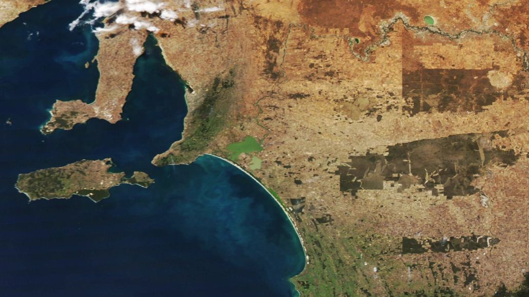 A satellite photo showing South Australia and its coastline.
