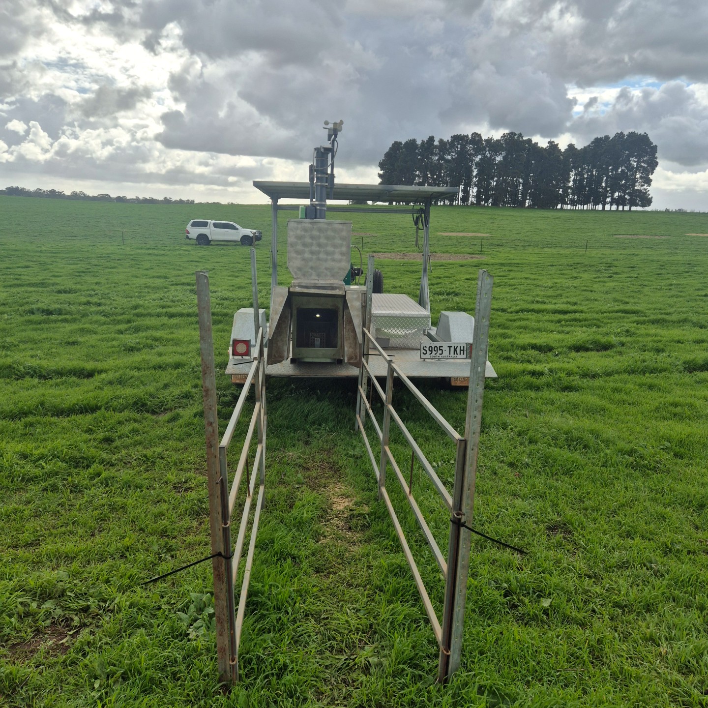 Greenfeed machine in field